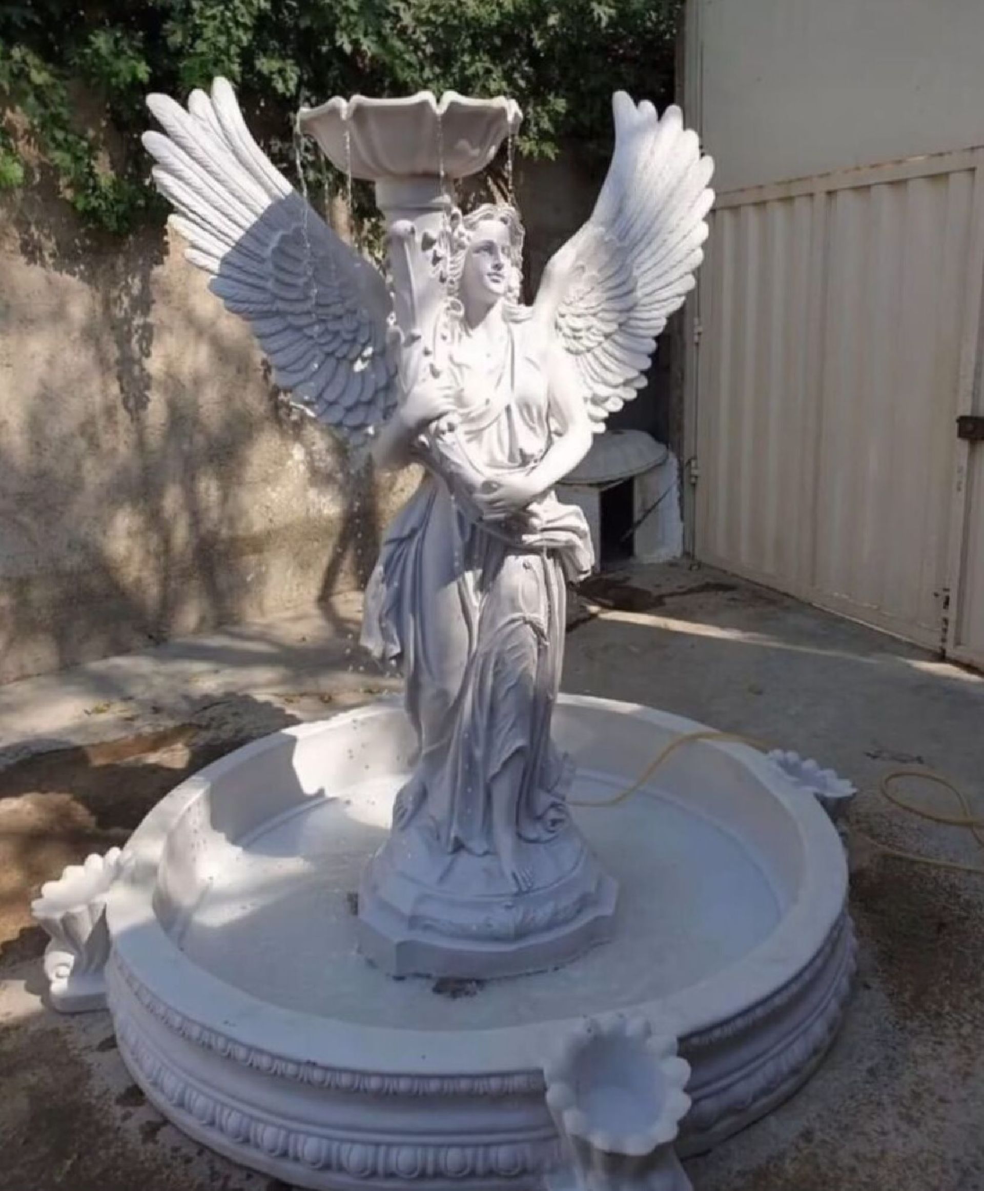 Helen Havuz - Estetik ve Sanatın Buluştuğu Nokta