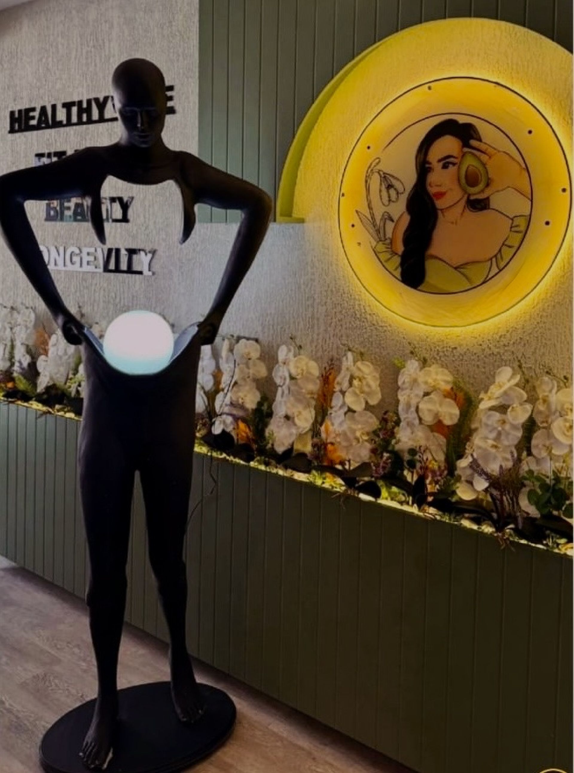 KARNI İÇİNDE LAMBADER